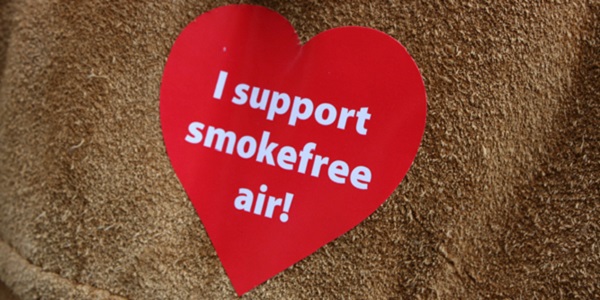 I support smokefree air heart-shaped sticker
